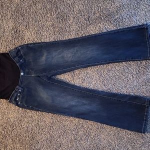 Three Seasons Maternity jeans